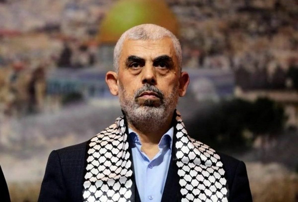 Leyliyazdi's tweet image. یک سال گذشت از روزی که یحیی سنوار، صدای استقامت و نماد ایستادگی فلسطین، به شهادت رسید.
اما راهش زنده است و مقاومت ادامه دارد...