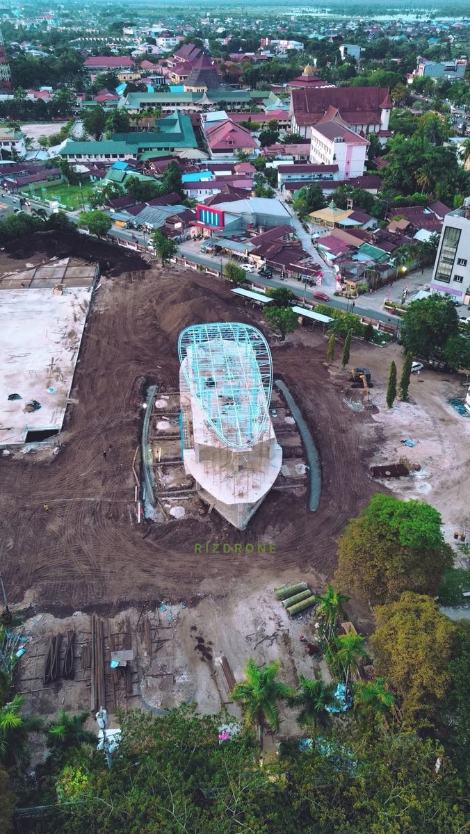 Penampakan dua lokasi taman kota dan RTH yang akan segera menghiasi Kota Palangka Raya (sebelumnya merupakan Gedung KONI dan kantor Dinas Tenaga Kerja Provinsi).

Sumber: rizdrone/IG