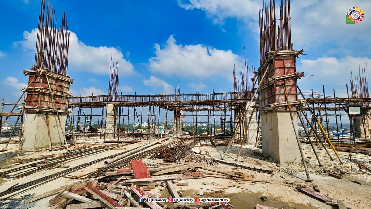 agtsmartcity's tweet image. Transforming Agartala’s skyline! 📷
Agartala Smart City Limited is developing a state-of-the-art MLCP & Commercial Complex at the Old Motor Stand — a step towards smarter infrastructure and better urban living. 📷📷
#AgartalaSmartCityLtd #SmartInfrastructure #UrbanTransformation