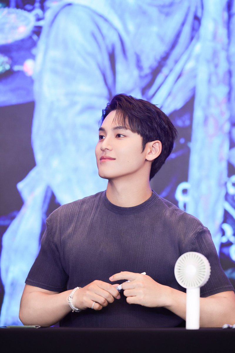 Beijing always feels lovely and fun. I love the energy that fills the air, the warmth in small moments, and how time moves a little differently there.