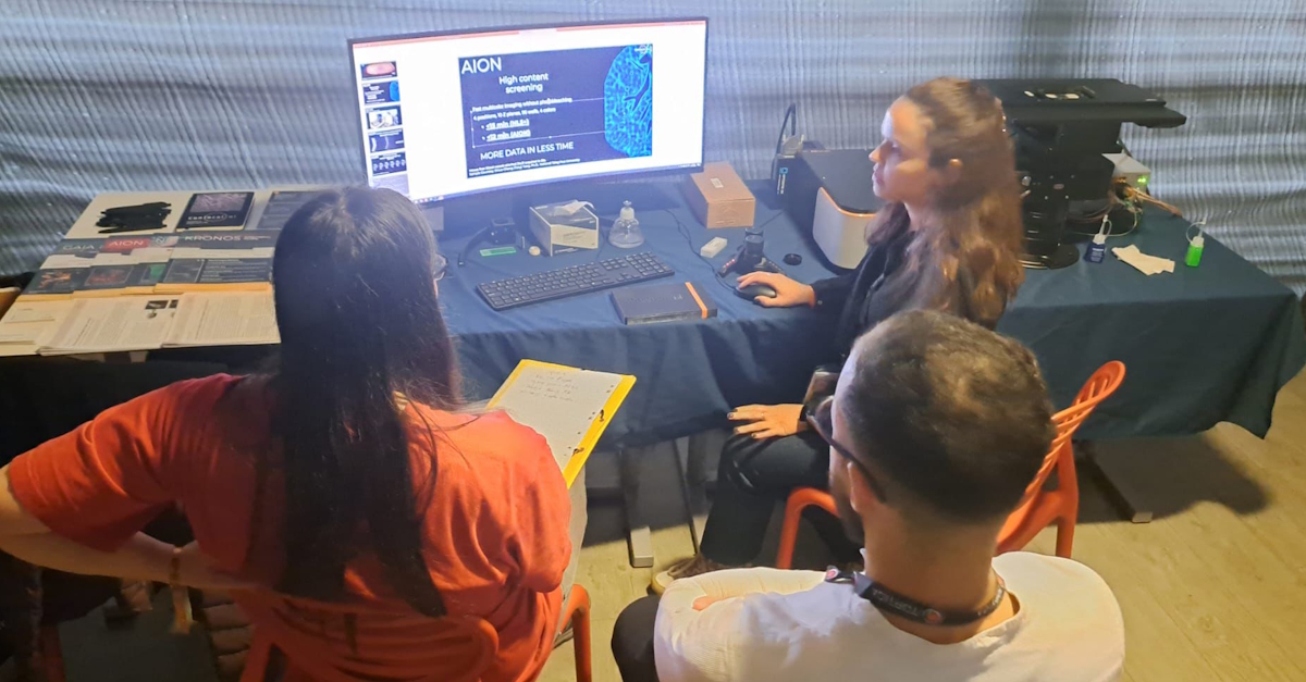 confocal_nl's tweet image. Full house at our @GDR_ImaBio @CNRS #MiFoBio2025 workshops!

It’s inspiring to see so many scientists engaging and even bringing their own samples to test the AION confocal system live.

Join us and experience how our systems enable you to image faster and deeper into living…