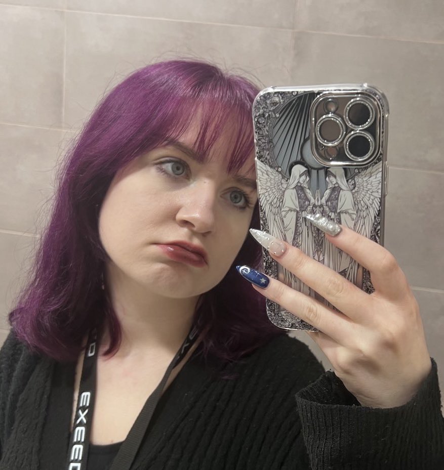 columlina_'s tweet photo. looking for more moots 👋 

⟢ 22 she/her 
⟢ games (zzz, genshin, some hsr, getting into ff7, shf &amp; more)
⟢ metal, rock, pop, rap, kpop all of that
⟢ anime
⟢ artist and learning 3D
⟢ love horror, gothic and lolita fashion

↻/♡ and i’ll fb <3 
#promotwt #ZZZtwt #gamingtwt https://t.co/bDDY8M8OIu