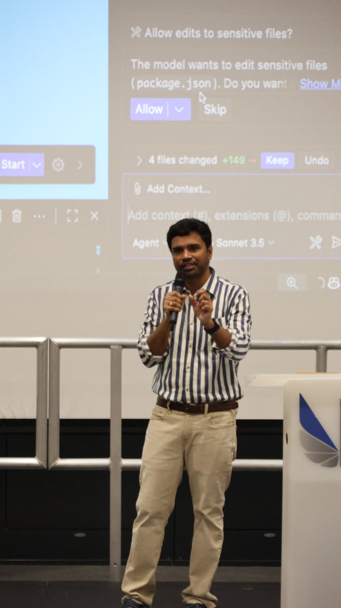 lambdatesting's tweet image. Connecting with the community is always an inspiring experience! 💖
Swipe through the highlights of QA Summit London 2025, where LambdaTest proudly sponsored this incredible event, led by Rahul Shetty. The session dove deep into #AI in testing, #LLM automation, and the evolving…