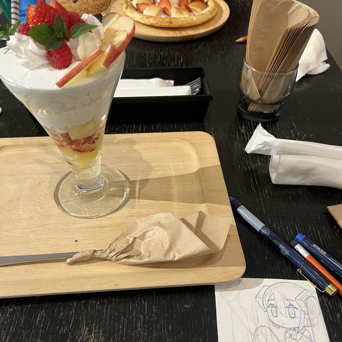 choco_py3's tweet image. 明日は休み!
平日だと喫茶店・カフェも空いてたりするから、よりゆっくりできて好き🫶
お気に入りのお店、いっぱいあるからどこへ行こうか迷いますな🤔