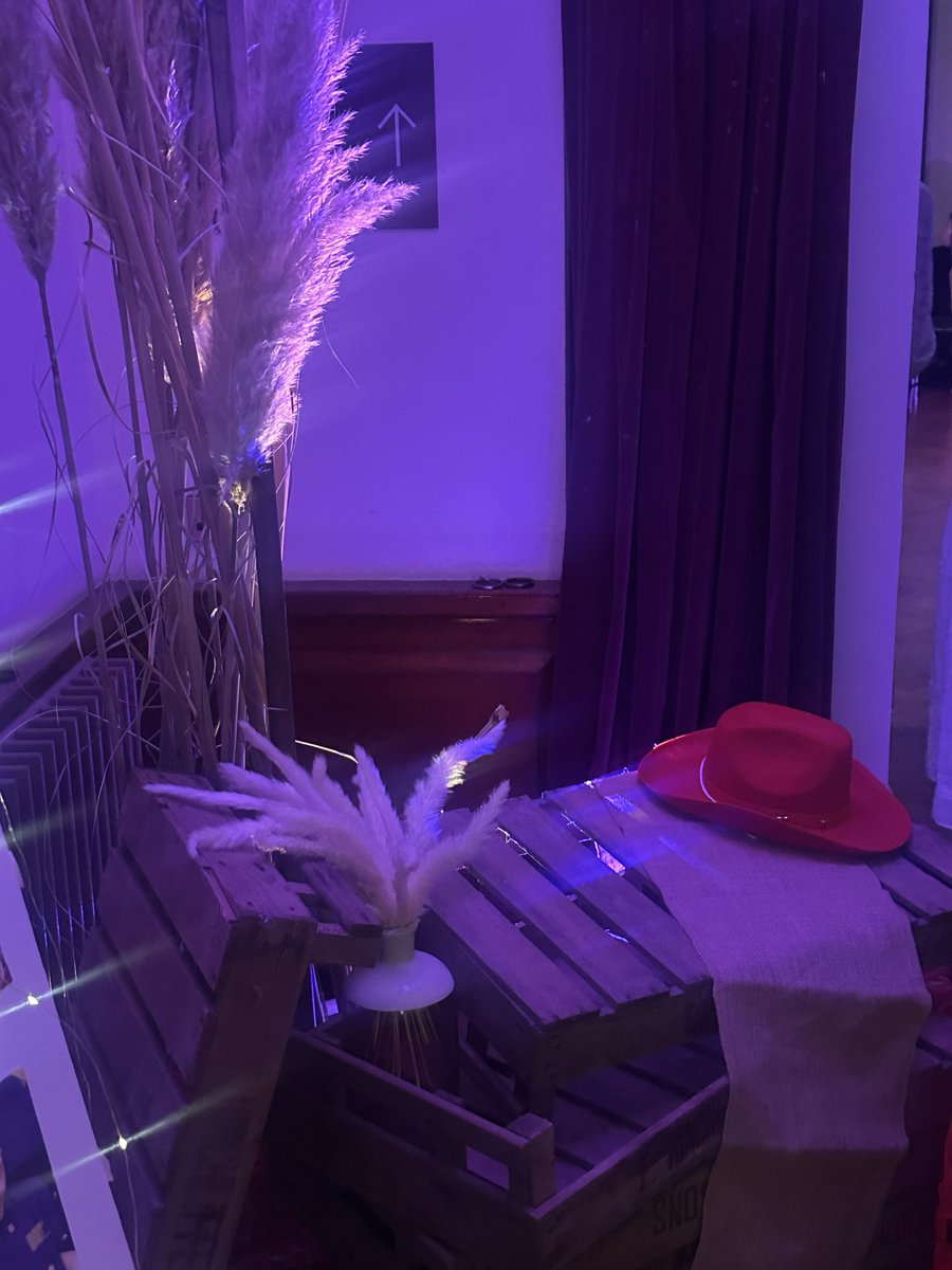 Yeehaw! 🤠

Another fab night at Hull City Hall (Mortimer Suite) celebrating for Hull Volunteers! Cowboy vibes, loaded dogs, jacket potatoes, cheeky cowboy shots &amp; line dancing galore 🥳🌭🥔💃