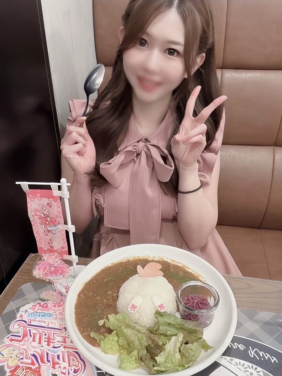 FS_midori's tweet photo. またまたプリキュアカフェ🎀
わんだふる〜🐶♡ https://t.co/DsgRlY7F6H