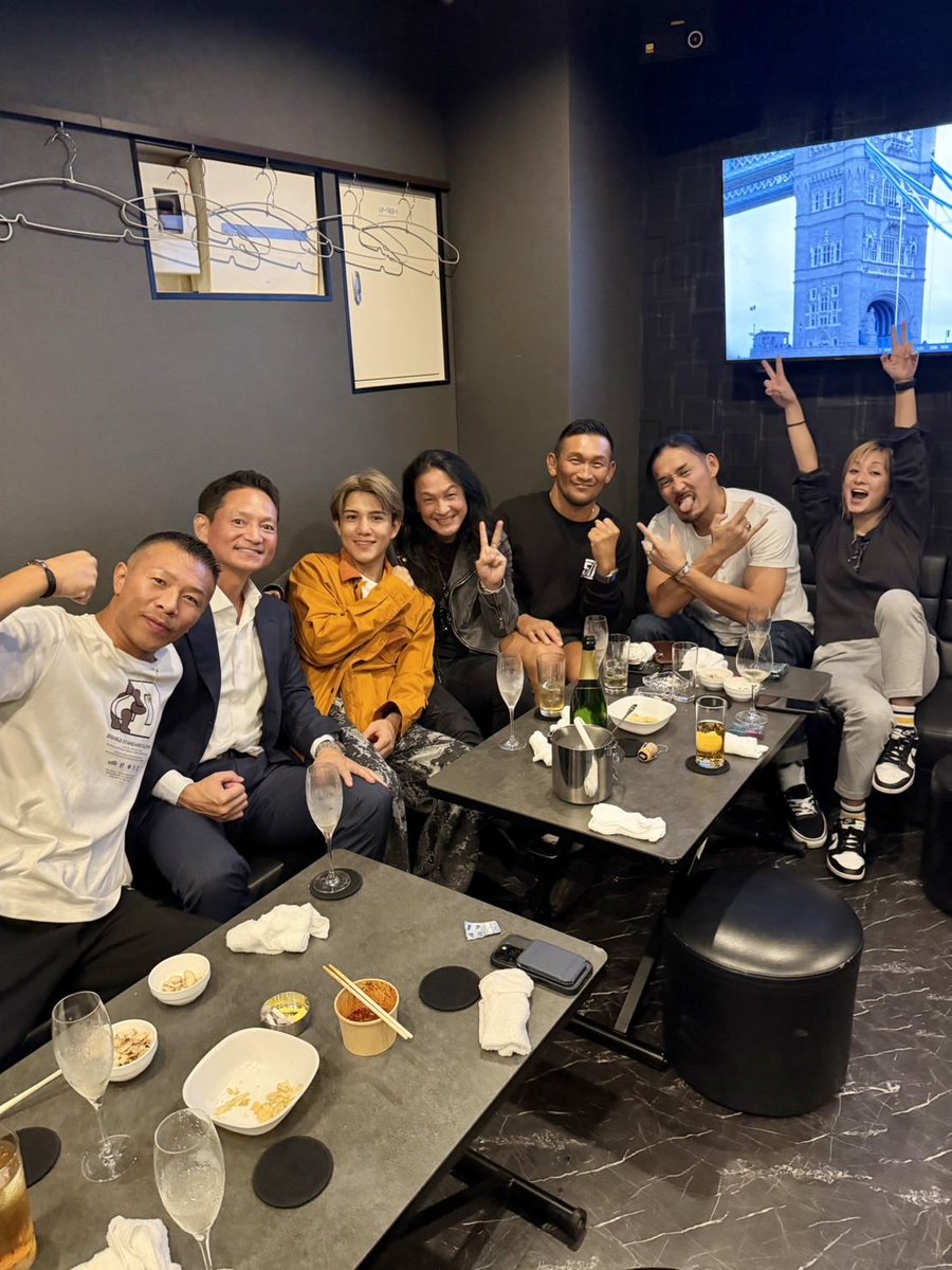 最高のW祝勝会でした！
それにしても戦闘能力高過ぎな集まりやった😆
ありがとうございました。