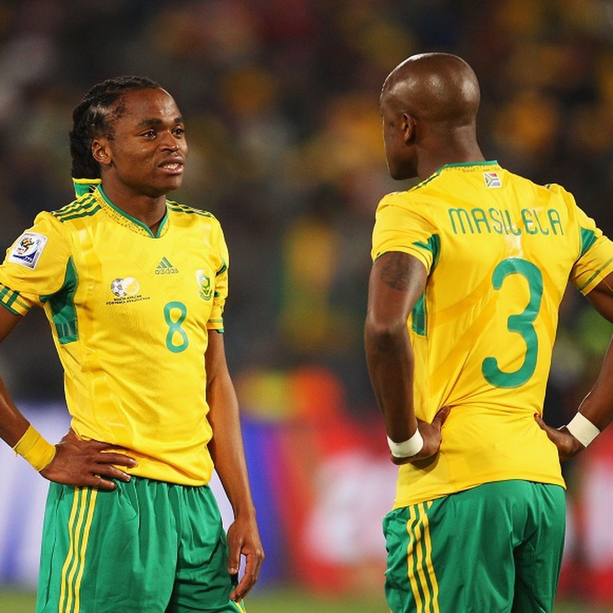 𝗗𝗘𝗔𝗟 𝗗𝗢𝗡𝗘 ✍️

<a href="/adidasZA/">adidasZA</a> returns as SAFA's technical sponsor on a 3-year deal, edging Macron.

Deal starts 1 January 2026. #Bafana will play AFCON with Le Coq. <a href="/CashNSport/">Cash N Sport</a>