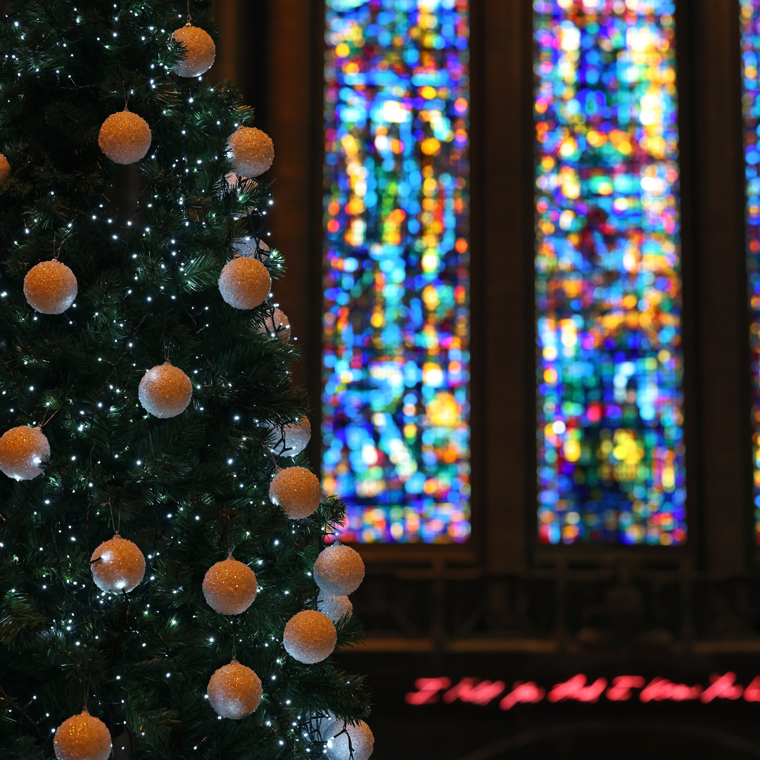 Its never to soon to get ready for Christmas at Liverpool Cathedral! 🎄✨

All of our festive services are now available to view on our website: ow.ly/4mhx50X9NIx

Liverpool Cathedral is the perfect place to make unforgettable memories this Christmas.
