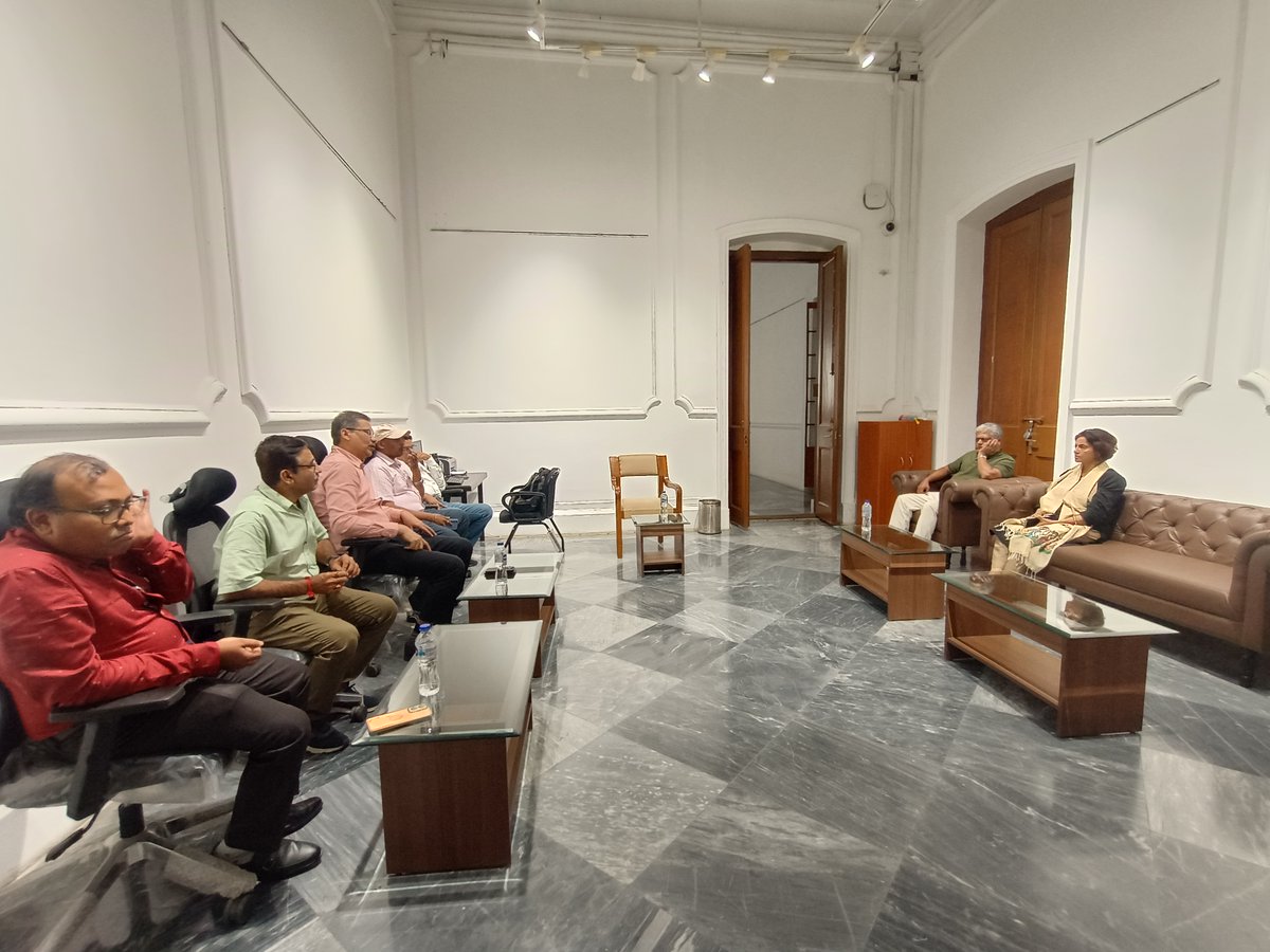 The DG, National Library <a href="/DrAPSingh_BHU/">Prof. Ajay P. Singh 🇮🇳</a> along with PLIO Dr. S. Siva Prasad, held a meeting with Ms. Shikha Jain (Dronah) &amp; Mr. Mathew Benjamin (Pavilions &amp; Interiors) at the Museum of Word site review the progress, discuss upcoming works &amp; ensure timely completion of the project.