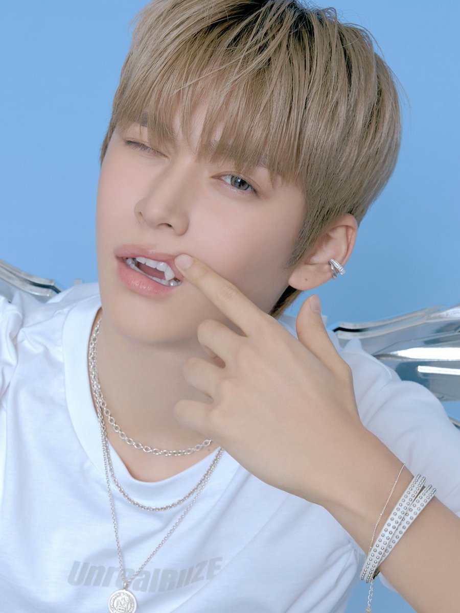 마이 tweet media