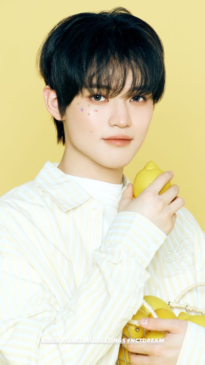 _____leledream's tweet photo. 2026 시즌그리팅 천러 프리뷰 🍋💛 https://t.co/Bw7EckhWGG
