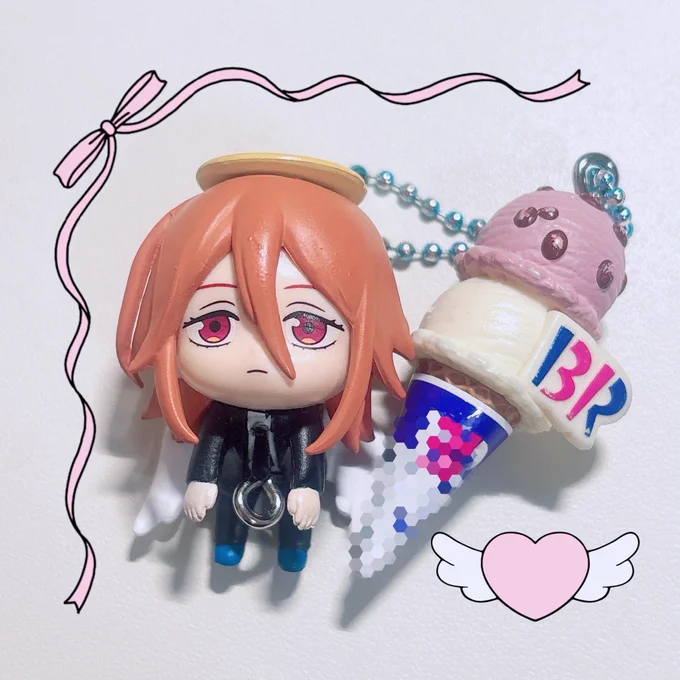 天使くんとアイスクリーム、コンビニとかに売ってる31グミキーホルダー付きがおすすめです><キャラメルリボンもある