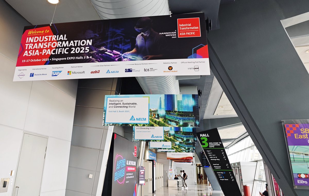 Scantech3D's tweet image. Live at #ITAP2025!
See SCANOLOGY’s SIMSCAN-E in action with our partner Eye2Eye Communications at Booth 3G13, Singapore Expo Hall 3.
The world’s first wireless, industrial-grade palm-sized #3Dscanner — bringing precision, speed & freedom to smart manufacturing. ⚙️
#3DScanning