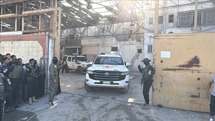 PalPress24's tweet image. An Israeli soldier who was released said that Hamas provided him with a Torah and prayer tools during his captivity.

The soldier, Matan Ingerst, who had been held by Hamas and was released on Monday, told Israel’s Channel 13 in his first statement after his release that the…