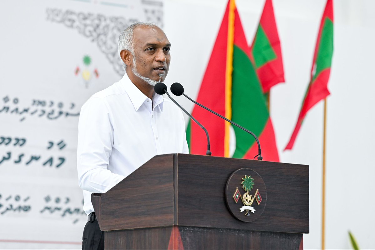 Bullbulladdhu (@bullbulladdhu) on Twitter photo In his address to the residents of Sh. Maaun’goodhoo, President Dr <a href="/MMuizzu/">Dr Mohamed Muizzu</a> outlines his Administration's commitment to the island's long-term development and prosperity.
#RayyithunGaathah #ShaviyaniAtollVisit In his address to the residents of Sh. Maaun’goodhoo, President Dr <a href="/MMuizzu/">Dr Mohamed Muizzu</a> outlines his Administration's commitment to the island's long-term development and prosperity.
#RayyithunGaathah #ShaviyaniAtollVisit