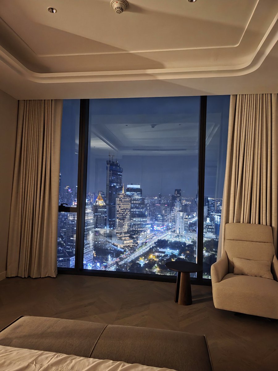 新居 孤独のタイ生活 何でもいいから少しでもSNSやらないと社会との繋がりが無くてやばい