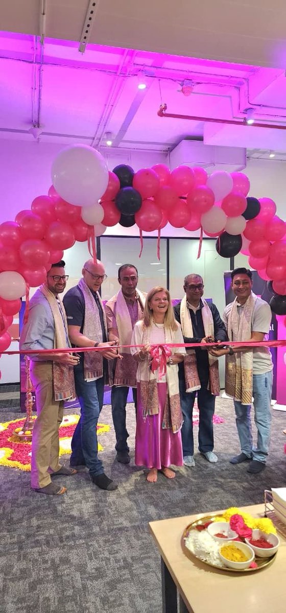 HydREGuide's tweet image. T Mobile Hyderabad GCC (TMUS Global Solutions) opened its office in a low key ceremony last week.
Hiring seems to be huge, I see alteast 150+ openings on Linkedin
linkedin.com/company/tmusgl…
Source: Linkedin Post
Source Credits: @Vemul1V04
