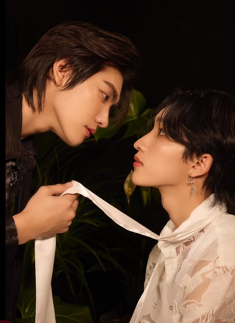 aikorin0618_bn_'s tweet image. おぉ😍素敵すぎる︎🤍🖤 1枚目好きだなぁ✨

#Bellamagazine
#Bosschaikamon #Noeulnuttarat 
 #BossNoeul