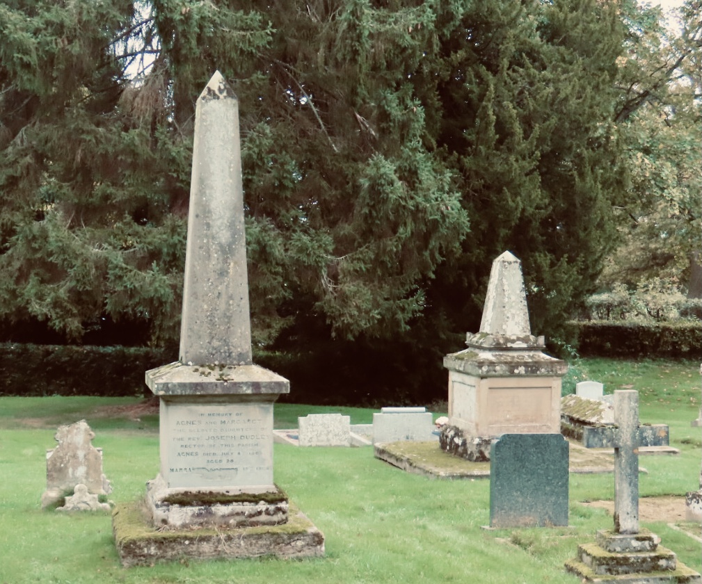 #31DaysOfGraves Day 16: Obelisk 
My obelisk’s bigger than yours.
Sarnesfield churchyard.