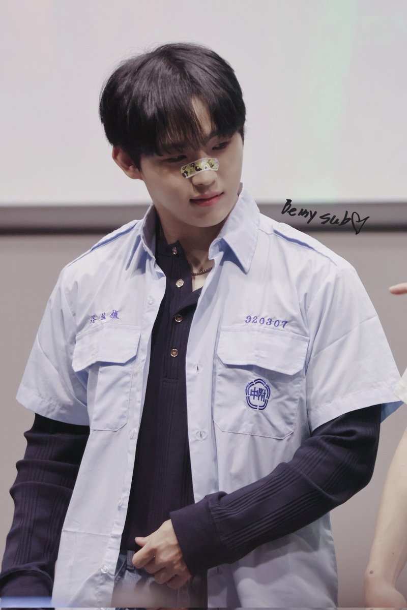 #LIMHYUNSIK #임현식 #BTOB #비투비
<a href="/BTOB_IMHYUNSIK/">임현식</a>