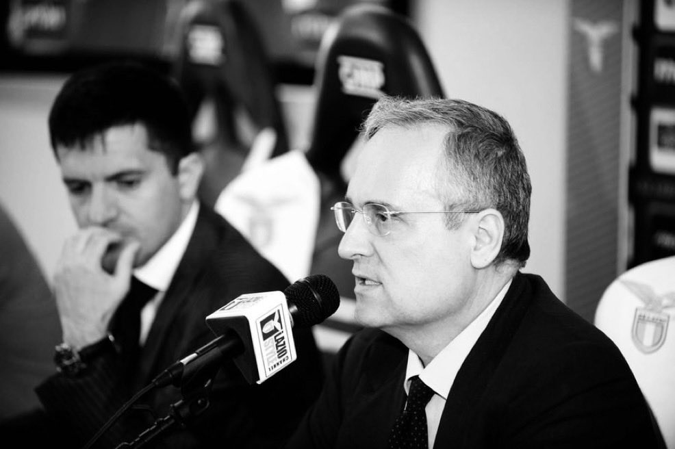 GiGiSSLazio's tweet image. 16 ottobre 2025.
Capitolo main sponsor.

Siamo arrivati all’alternativa dell’alternativa dell’alternativa delle due alternative iniziali che avrebbero dovuto chiudere entro la prima di campionato.

Stupito di chi ancora si stupisce che la trattativa in fase più “avanzata” non…