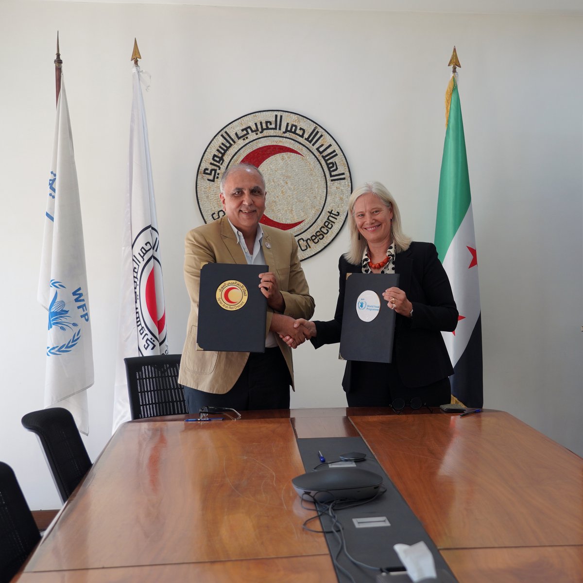 Yesterday, <a href="/WFP_Syria/">WFP Syria</a> and <a href="/SYRedcrescent/">Syrian Red Crescent</a> renewed their Strategic Agreement, strengthening cooperation in emergency response, policy coordination, and sustainable development.
Together, we remain committed to reaching the most vulnerable across Syria.
#Syria
#PartnershipForImpact