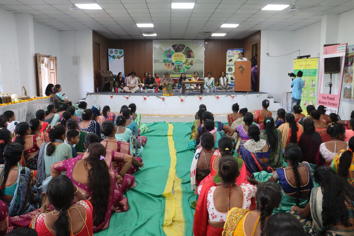 Cohesion Foundation Trust (@cohesionf) on Twitter photo Celebrating the strength & spirit of women in agriculture!
Over 400 women farmers from 4 blocks gathered in Dharampur for #WomenFarmersDay, organized by Ujas Mahila Khedut Sangathan with CFT & CNF-Gujarat.
Proudly echoing: “I am also a Woman Farmer.”
<a href="/NABARDOnline/">NABARD Online</a>
<a href="/KotakBankLtd/">Kotak Mahindra Bank</a> Celebrating the strength & spirit of women in agriculture!
Over 400 women farmers from 4 blocks gathered in Dharampur for #WomenFarmersDay, organized by Ujas Mahila Khedut Sangathan with CFT & CNF-Gujarat.
Proudly echoing: “I am also a Woman Farmer.”
<a href="/NABARDOnline/">NABARD Online</a>
<a href="/KotakBankLtd/">Kotak Mahindra Bank</a>