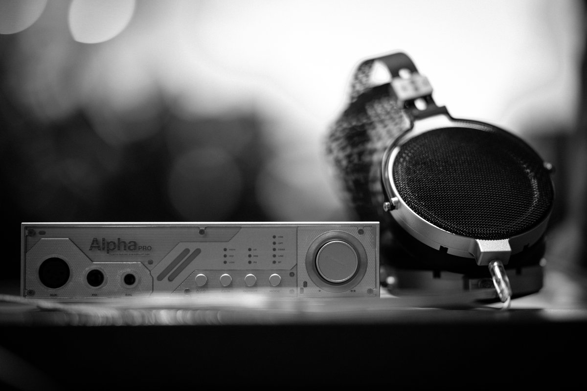 Digi_Aesth's tweet image. Every listening session reveals new layers of detail.
#audiophile #immersivelistening #futuredesign