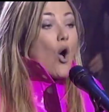 A quien prefieres en "La oreja de Van Gogh" ?

  🔄  LEIRE MARTÍNEZ 
  ❤️ AMAIA MONTERO