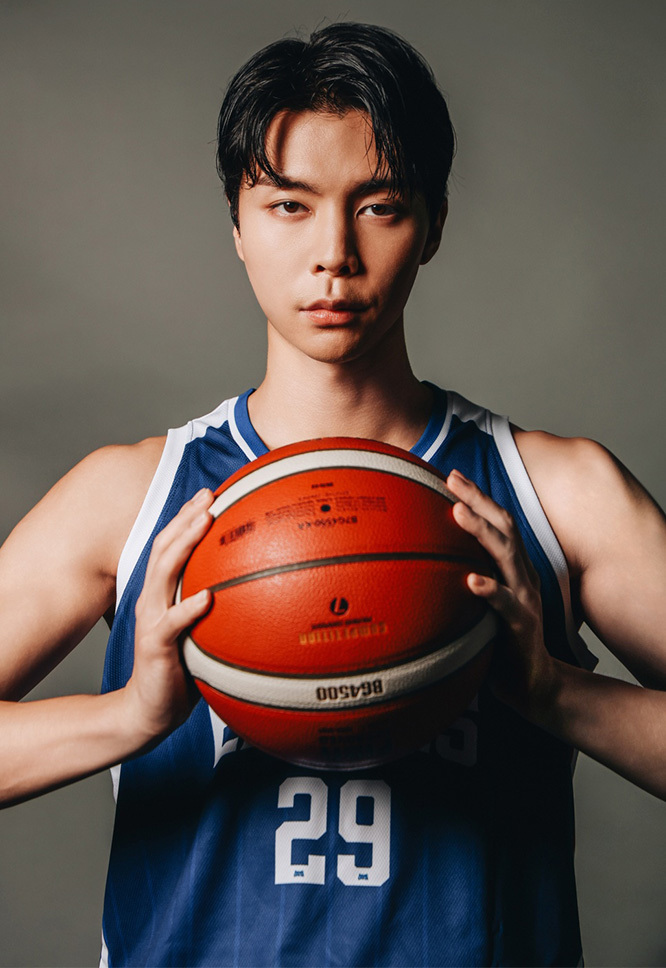 chorokblood's tweet image. ⚾️⚽️🏒🏀 스포츠맨이 좋아.....
야구쟈니 축구쟈니
하키쟈니 농구쟈니