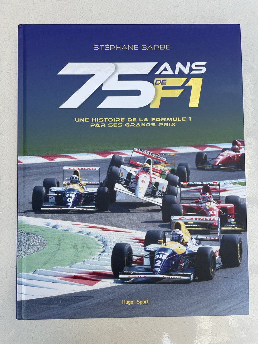 erikbielderman's tweet image. L’ami @stefbarbe voit grand, l’ancien de la rubrique auto de @lequipe vient de sortir un livre géant (28x35 cm) pour célébrer les 75 ans de la Formule 1. @f1
Un cadeau de Noël 🎅🏼 pour passionnés ayant une grande bibliothèque.