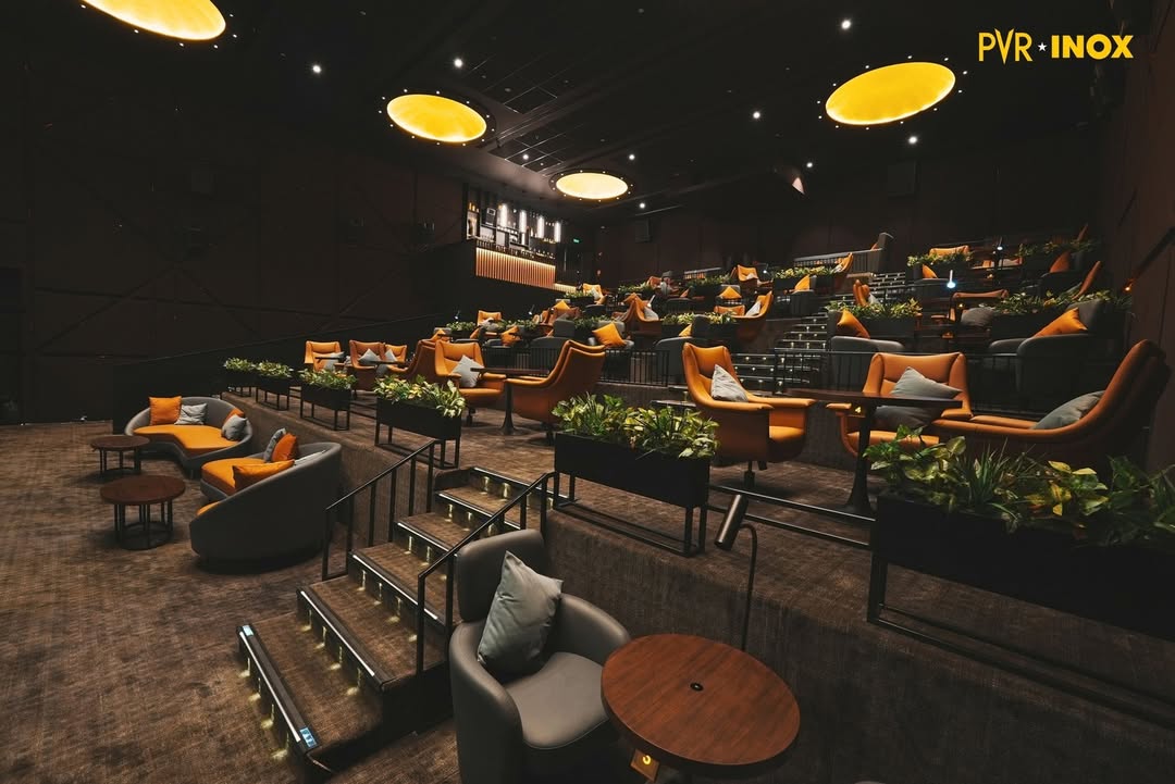 INOXMovies's tweet photo. A cinematic affair crafted for the connoisseur! โจ๐ฝ๏ธ
At m5ecity mall, Electronic City PH-2, Bengaluru โ discover Indiaโs first full-course Dine-In Cinema, redefining luxury and comfort. ๐ฌ๐
.
.
.
#DineIn #OnyxLEDCinemaScreen #RevolvingSeats #GourmetMenu #DimLightShows #M5ECityMall #Bengaluru