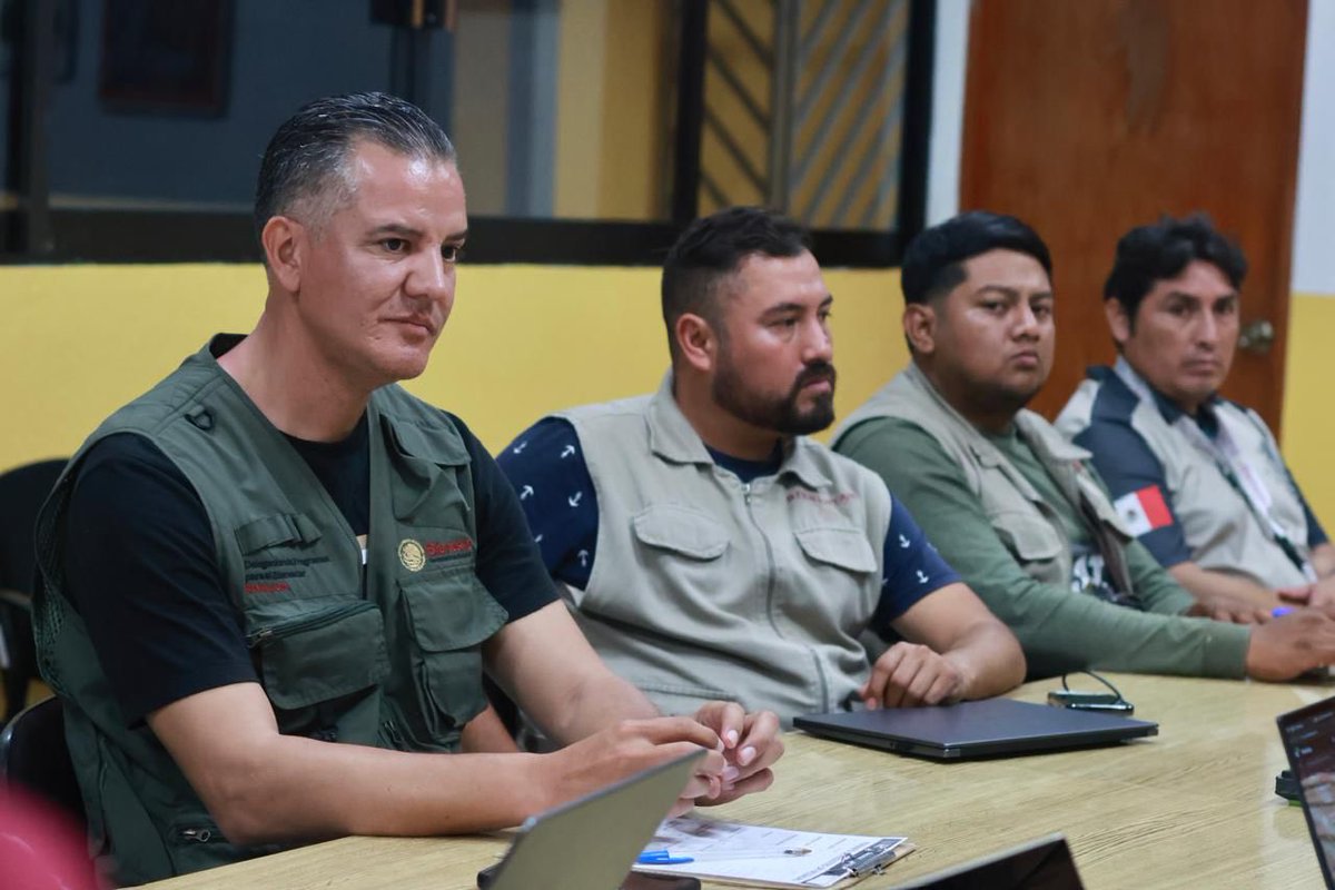 A_MontielR's tweet image. Sostuvimos una reunión de coordinación para dar seguimiento al #CensoBienestar, con el objetivo de fortalecer la atención a las familias afectadas por las lluvias en #Veracruz, #SanLuisPotosí, #Puebla, #Querétaro e #Hidalgo.
Seguiremos trabajando para que el bienestar regrese a…