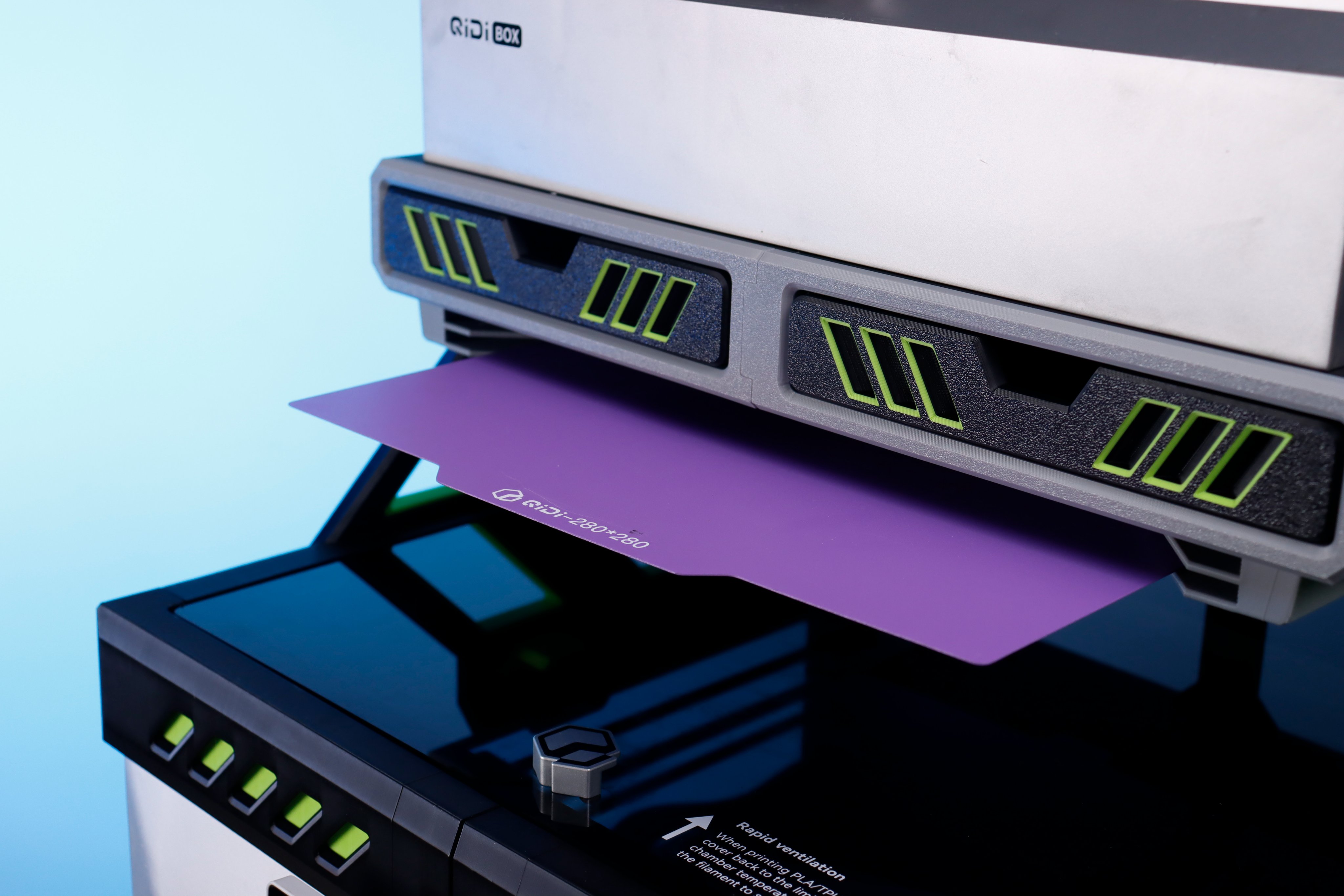 QIDI PLUS4 & QIDI BOX 3Dプリンター QIDI Plus4: Heated Chamber 3D Printer with Auto Calibration