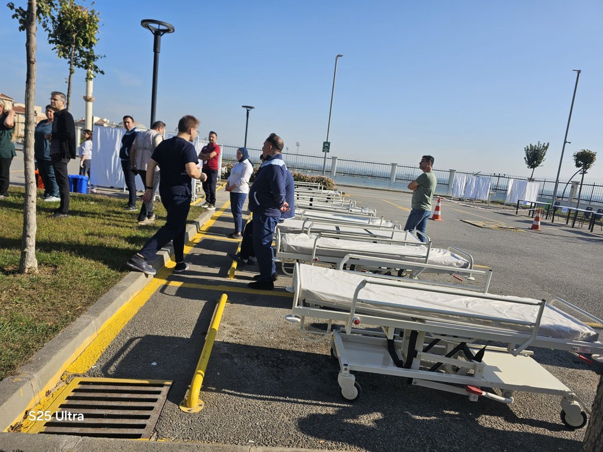 Başkanlığımızca 2025 yılı içinde yapılması planlanan 14 bölgesel tatbikatın 11incisi 6,6 Mw büyüklüğünde İlimiz merkezli ve İzmir ilini etkileyen deprem senaryosu üzerinden 14 Ekim 2025 günü gerçekleştirildi.
<a href="/TC_icisleri/">T.C. İçişleri Bakanlığı</a>
<a href="/AFADBaskanlik/">AFAD</a> 
<a href="/izmirvaliligi/">T.C. İzmir Valiliği</a>
<a href="/izmirafad/">AFAD İzmir</a>