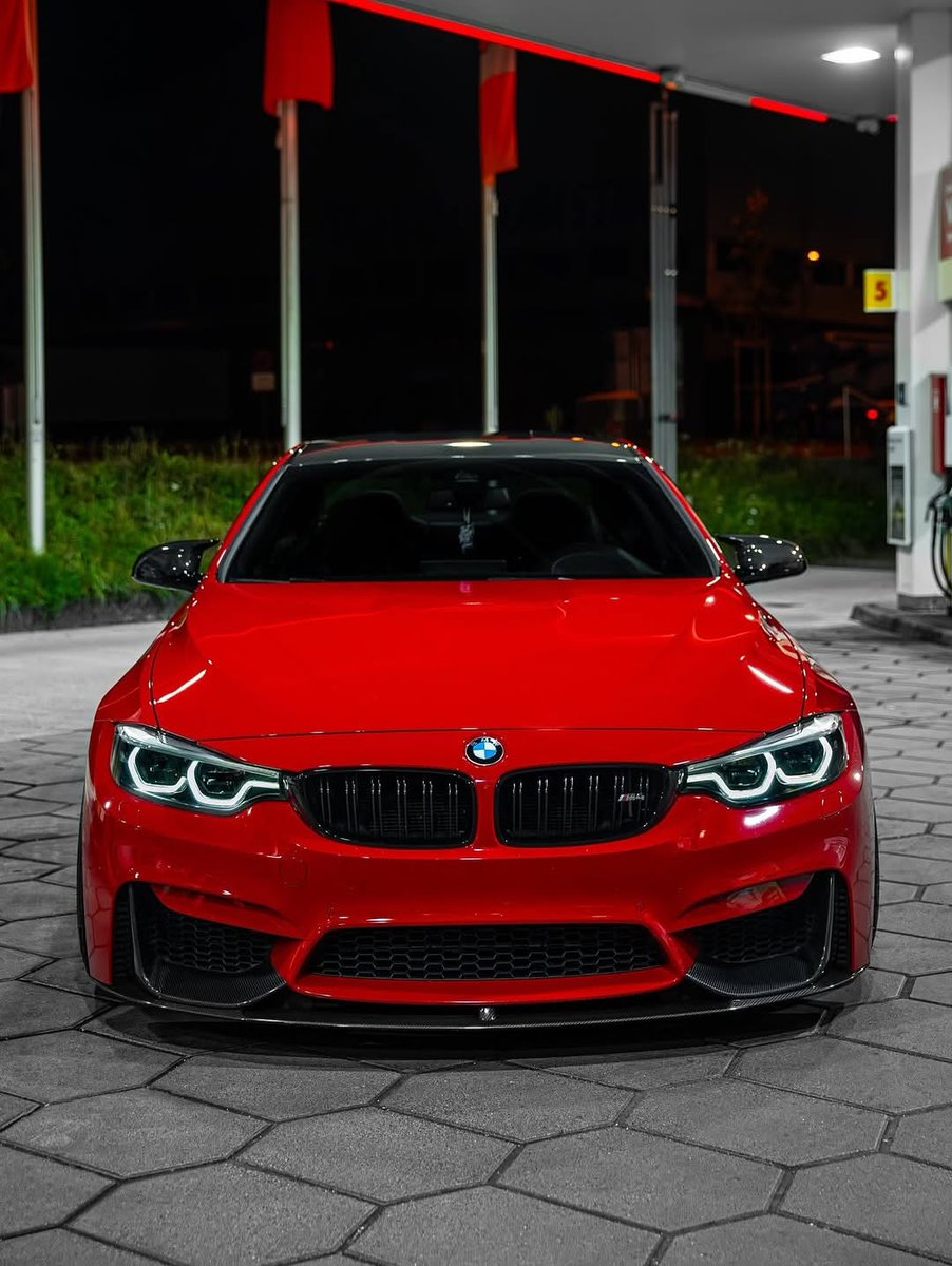 TheAutoHub's tweet image. F82 M4 COMP♥️🖤