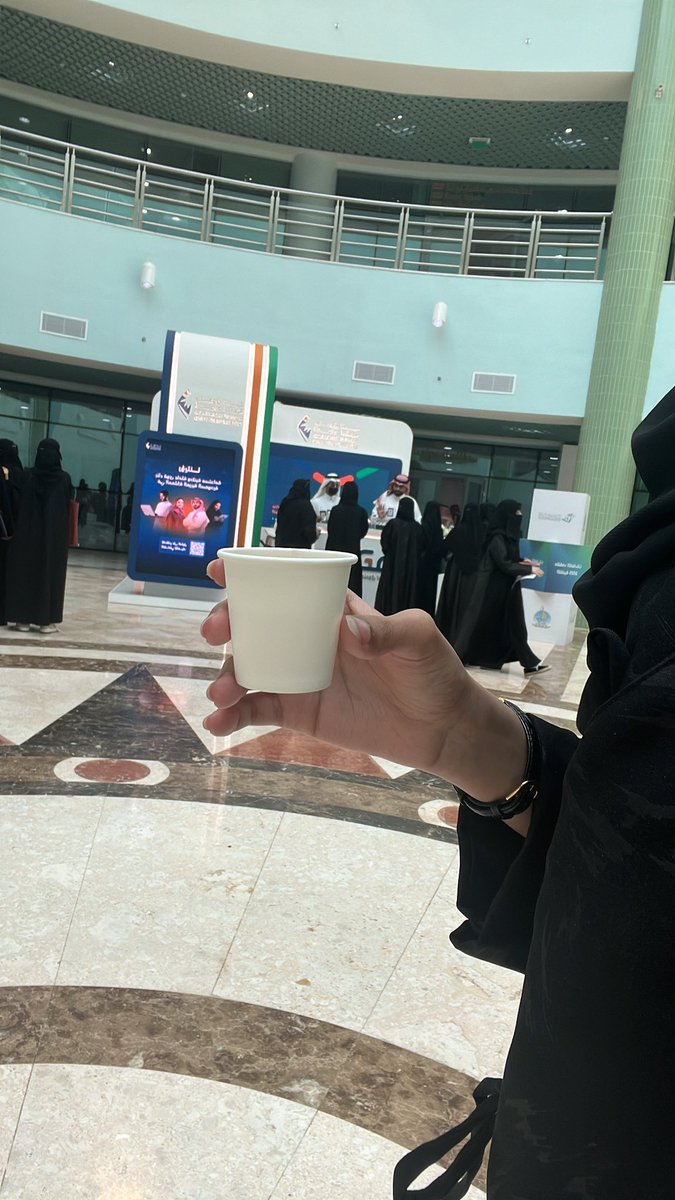 ملتقى رائع، نرجو أن يحظى تخصص القانون بملتقى يوازيه تميّزًا، ويُعبّر عن عمق رسالته وجمال فكره🙏🏼🤍
#ملتقى_الكفاءات_التقنية