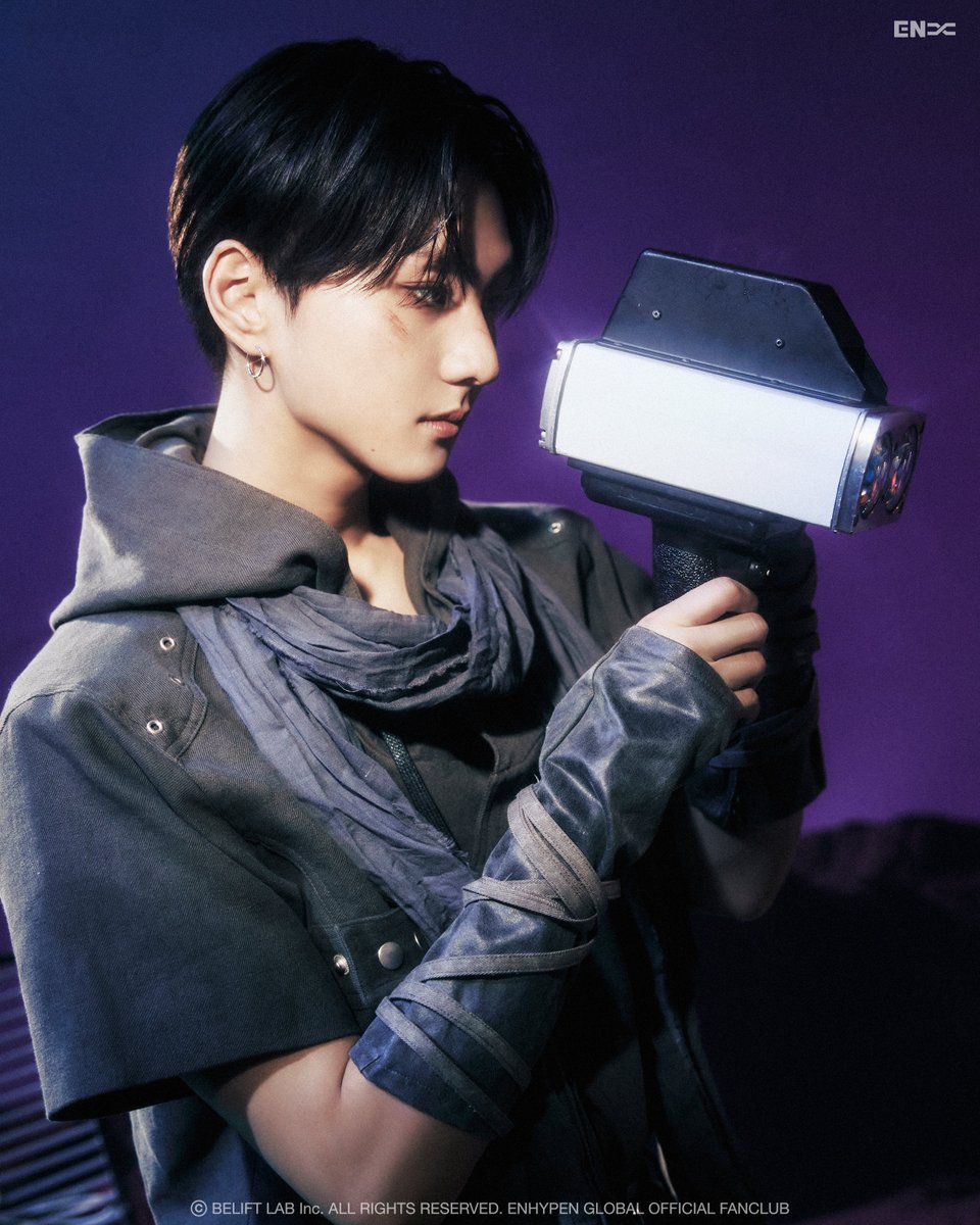 [MEMBERSHIP] 251016

ENHYPEN ‘EN-DLESS WORLD’ ENGENE ANNUAL MAGAZINE Preview

(1/7)

<a href="/ENHYPEN_members/">ENHYPEN</a> <a href="/ENHYPEN/">ENHYPEN OFFICIAL</a> #ENHYPEN #엔하이픈 #JUNGWON #정원