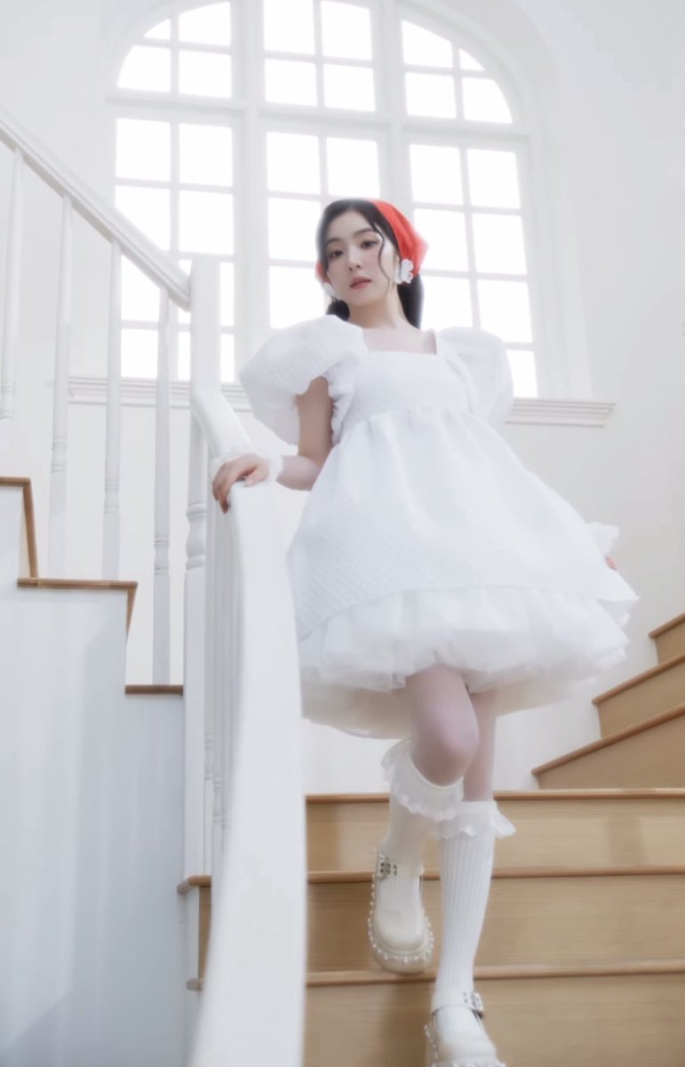 irene pics tweet media