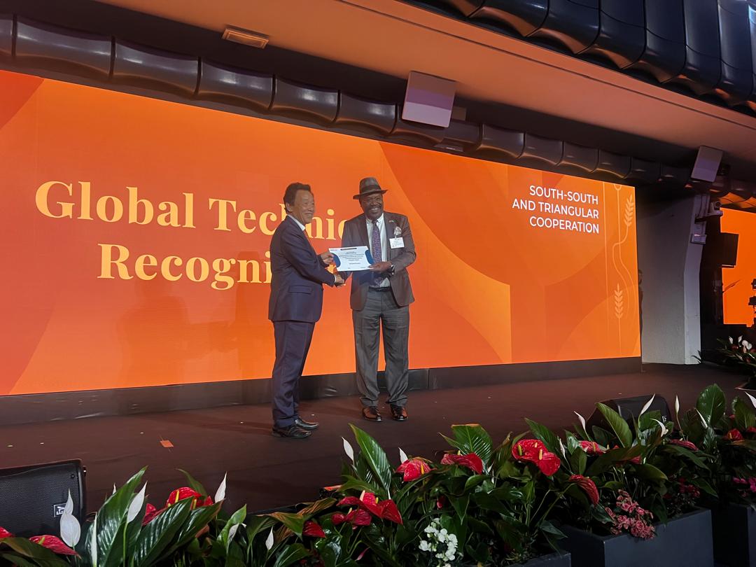 It was a great honor for Uganda to receive an award from the Food and Agriculture Organization of the United Nations for exemplary implementation of the South-South Cooperation Project, received on behalf of my team from the FAO Director-General Dr. Qu Dongyu in Rome, Italy.