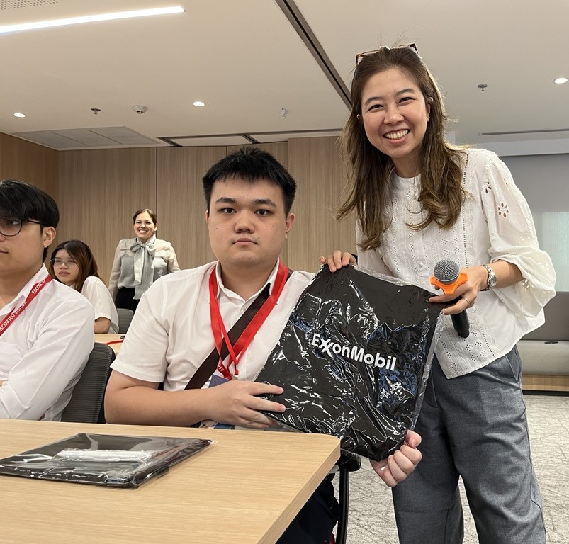 exxonmobil_th's tweet image. &apos;🎓#ExxonMobil ต้อนรับน้อง ๆ วิศวะคอมฯ ปี 4 สู่กิจกรรม Exploring Success in IT Project Management 🚀
เปิดมุมมองสายงาน IT จากพี่ ๆ ผู้เชี่ยวชาญ #เอ็กซอนโมบิลในประเทศไทย พร้อมแชร์กลยุทธ์และทักษะสำคัญเพื่อเตรียมความพร้อมสู่โลกการทำงานจริง ✅ #ITProjectManagement