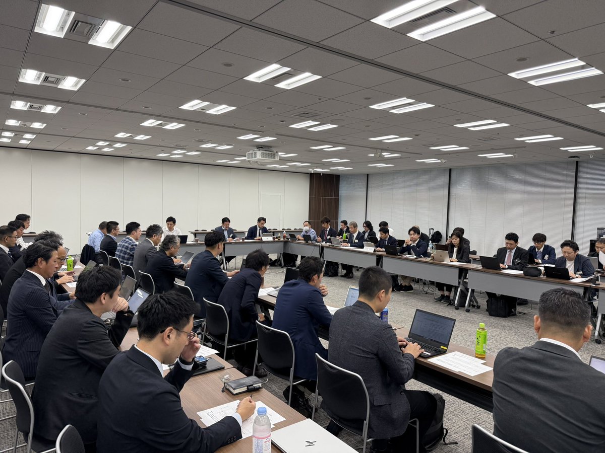 10月15日、第37回理事会・連絡会・交流会を開催しました。
交流会では、環境省 環境再生・資源循環局 角倉一郎局長よりご挨拶をいただきました。
リユースの更なる推進に向け、社会・環境・経済的価値を高めてまいります。

#日本リユース業協会 #リユース #資源循環 #環境省 #サーキュラーエコノミー