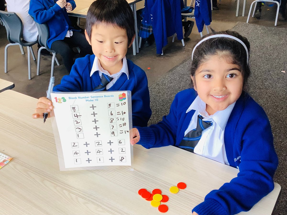 StCuthbertsPri's tweet image. Year 1 have been working so hard in their maths! We focused on all of the different ways to make 10. ✋✋ The children accurately discussed their number bonds and worked together to create number sentences! 💪✅ #StCuthbertsMaths