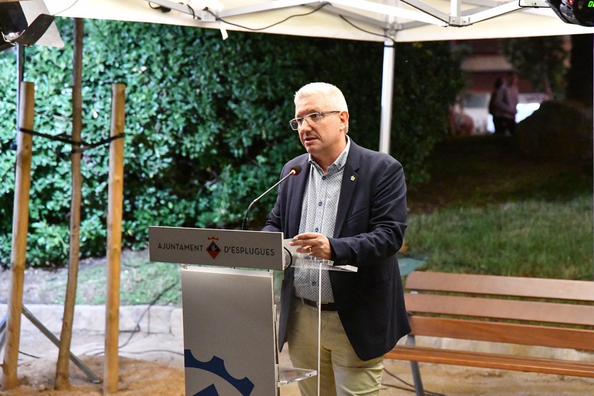 Ajuntament d'Esplugues de Llobregat tweet media