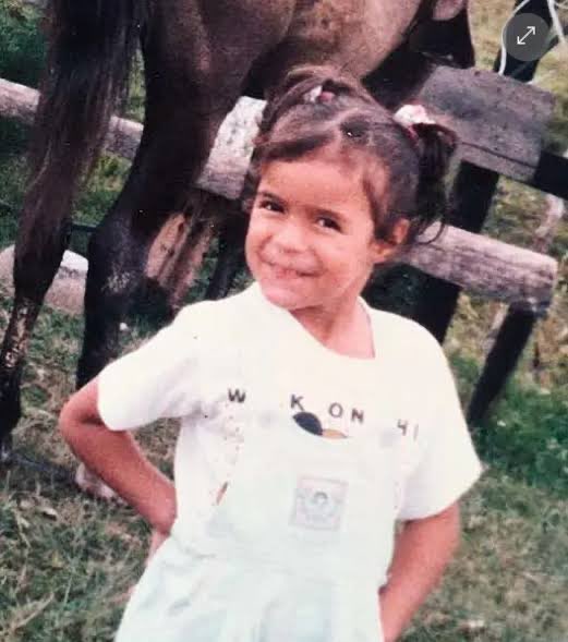 CC_1910's tweet photo. Lo que yo veo en la mirada de Carolina cada vez que cumple un sueño  @karolg https://t.co/EFqmouUcHe