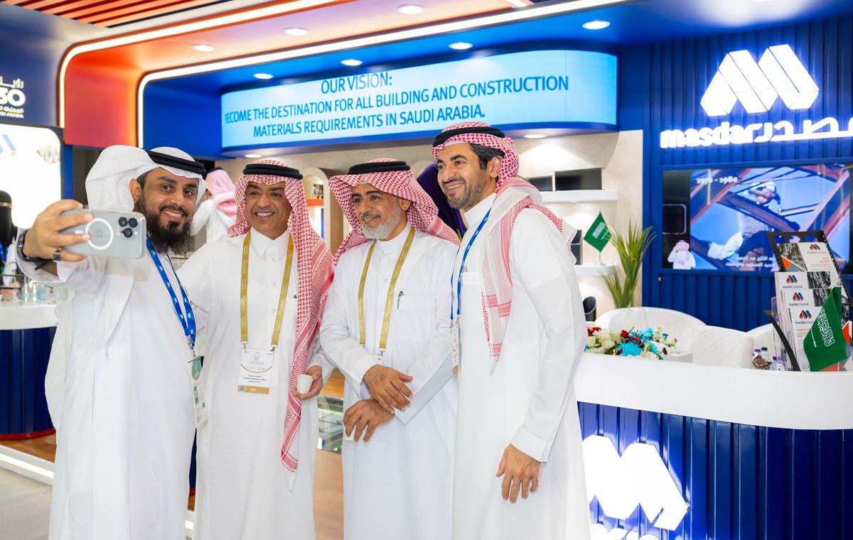 سعدنا وتشرفنا بزيارة رئيس مجلس الإدارة السيد/ مصعب بن سليمان المهيدب الى جناح "مصدر" في المعرض المصاحب لـ #المؤتمر_السعودي_الدولي_الثالث_للحديد_والصلب.

زيارته الكريمة تعكس اهتمامه وحرصه الدائم على دعم مسيرة "مصدر"، مما يمنحنا الحافز للمضي قدمًا نحو تحقيق المزيد من النجاحات.

نود