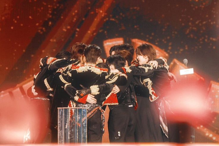 #2025MAMAVOTE #SEVENTEEN

1RT = 1VOTE🥺

지훈이의 음악이 더욱 빛나길