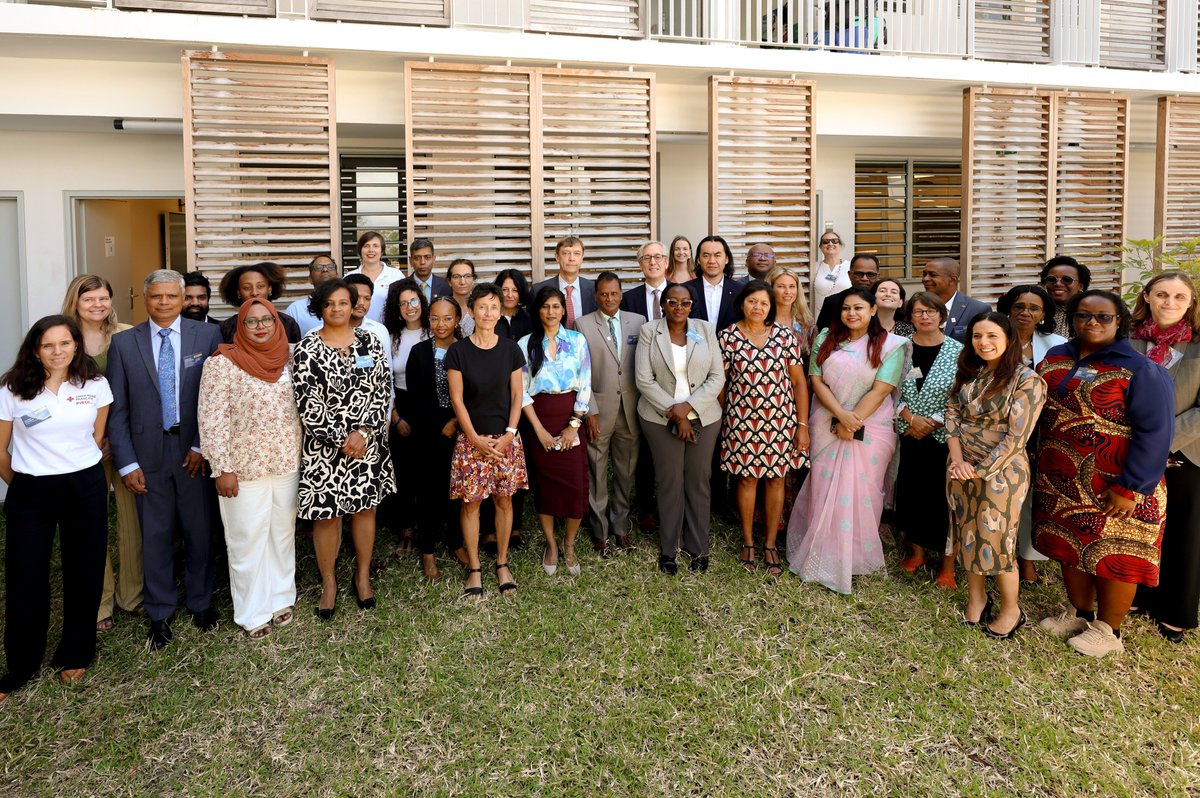 As the world marked #DRRDay2025 earlier this week, governments, regional bodies &amp; Red Cross Red Crescent partners gathered in PIROI Center under <a href="/IORAofficial/">IORA</a> &amp; <a href="/commission_coi/">Commission de l’océan Indien COI_IOC</a> to scale up risk governance, ensuring no lives are lost in predictable disasters. #IORAWorkshop2025