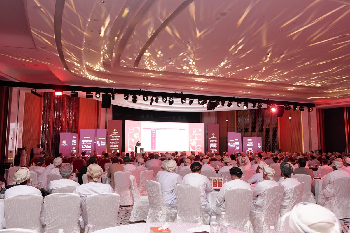 #مختبر_الأمن_الغذائي 2025 يختتم أعماله بإطلاق 27 مشروعًا استثماريًا بقيمة 37.2 مليون ريال عُماني، وتنفيذ 31 مبادرة تمكينية، وإتاحة 62 فرصة استثمارية، إضافةً إلى توقيع 13 عقد انتفاع، تعزيزًا للاكتفاء الذاتي ودعمًا لمنظومة الأمن الغذائي في سلطنة عُمان.